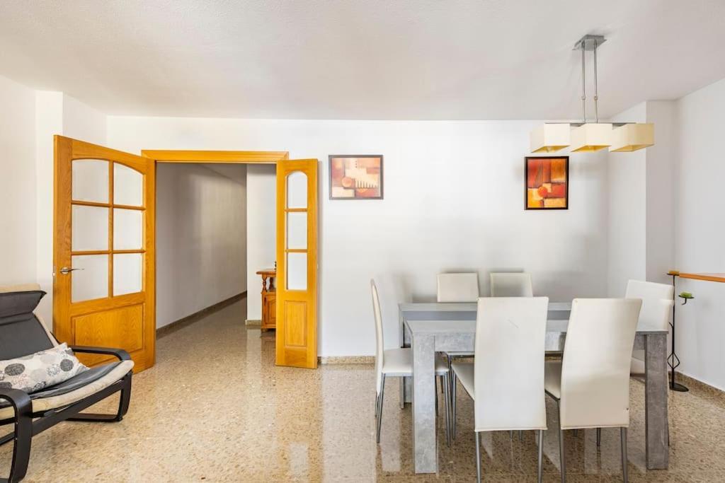 Amplio Piso Para Disfrutar Del Centro De Malaga Con Parking Gratuito 외부 사진